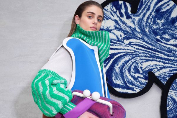 MICRO-ARCHITETTURE DA INDOSSARE: PATRICIA URQUIOLA PER MAX MARA